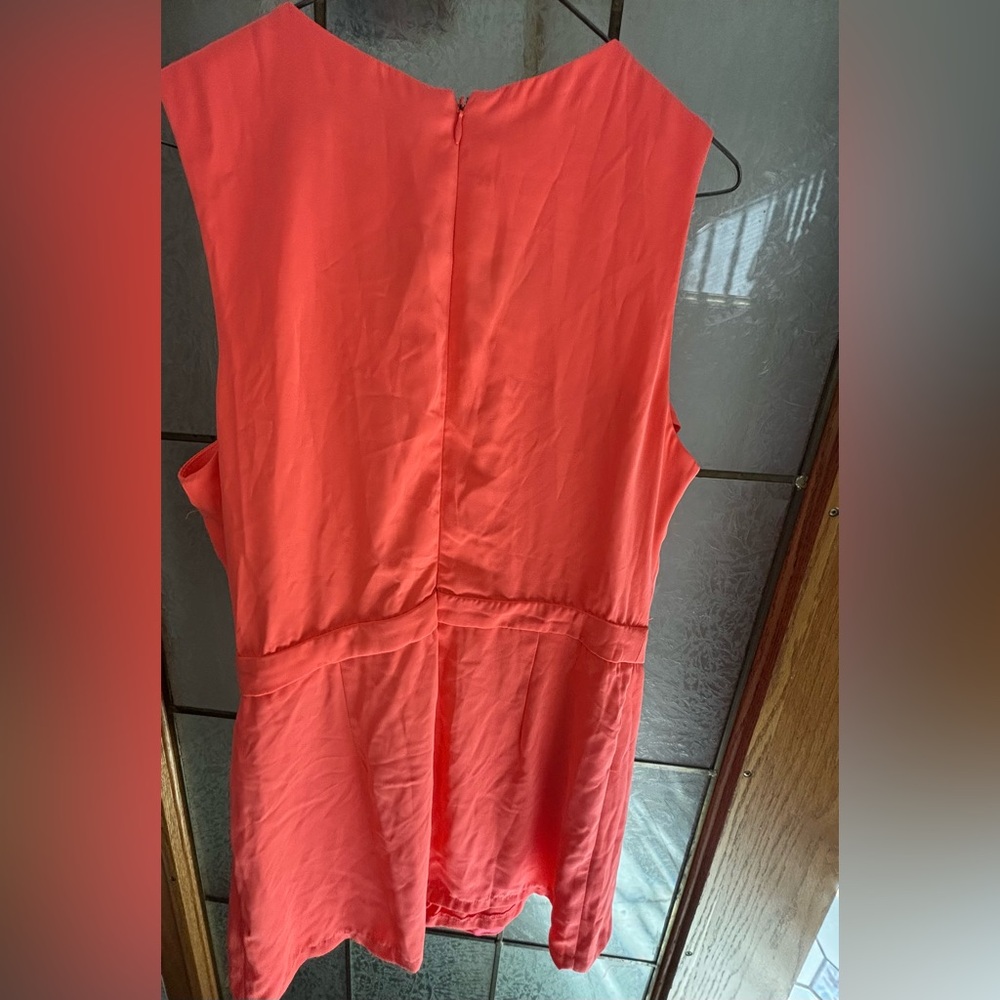 CECICO VIBRANT ORANGE ROMPER 18.5” PTP - Picture 6 of 8